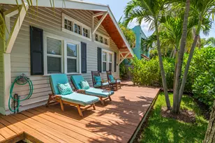 715 Palm St, West Palm Beach, FL 33401 - Photo 2