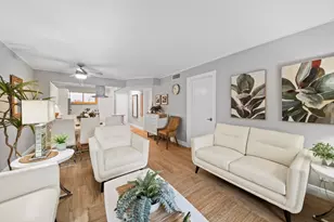 2856 S Garden Dr Unit, Lake Worth, FL 33461 - Photo 2