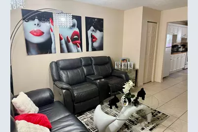 150 Avocado Avenue, West Palm Beach, FL 33413 - Photo 2