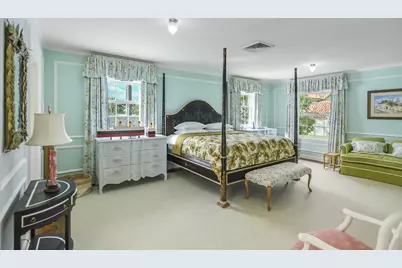 250 Algoma Road, Palm Beach, FL 33480 - Photo 32