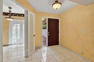 6758 Canary Palm Cir, Boca Raton, FL 33433 - Photo 6