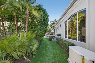186 Viera Dr, Palm Beach Gardens, FL 33418 - Photo 10