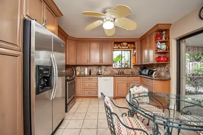 7566 Martinique Boulevard, Boca Raton, FL 33433 - Photo 12