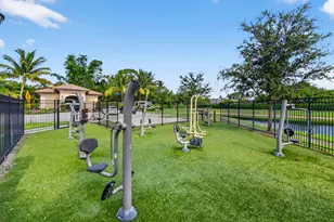 2362 Byron St, Palm Springs, FL 33406 - Photo 48