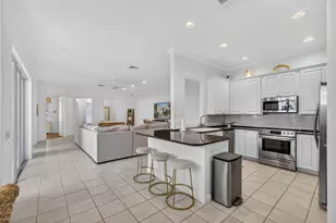 172 Queensland Ln, Jupiter, FL 33458 - Photo 12