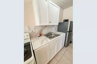 433 N 9th N Street, Fort Pierce, FL 34950 - Photo 2