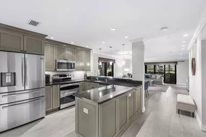 38 Southport Lane, Unit #A, Boynton Beach, FL 33436 - Photo 10