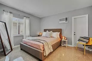 1215 NE 17th Ave, Fort Lauderdale, FL 33304 - Photo 4