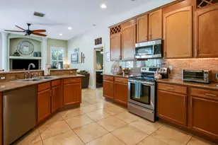 511 Cypress Ct, Tequesta, FL 33469 - Photo 10