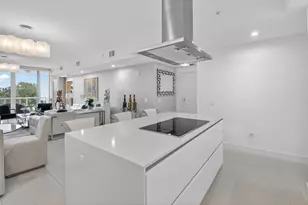 20155 Boca W Dr, Boca Raton, FL 33434 - Photo 10
