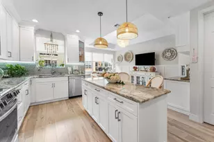 2446 San Pietro Cir, Palm Beach Gardens, FL 33410 - Photo 26