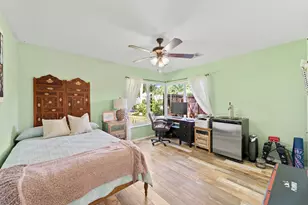 225 Cornell Dr, Lake Worth Beach, FL 33460 - Photo 14