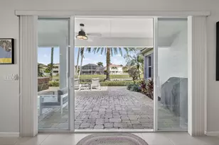 9728 Phipps Ln, Wellington, FL 33414 - Photo 24