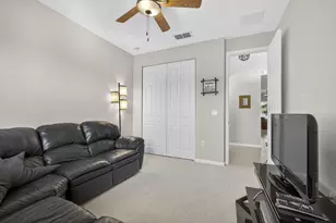 9728 Phipps Ln, Wellington, FL 33414 - Photo 10