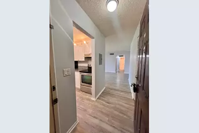 150 Pineview Road, Unit #J5, Jupiter, FL 33469 - Photo 2