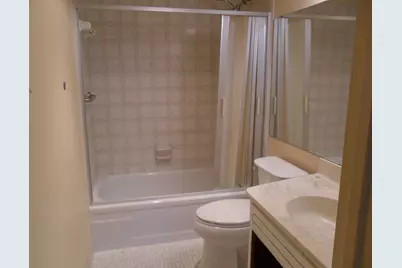 9420 S Hollybrook Lake Drive, Unit #105, Pembroke Pines, FL 33025 - Photo 18