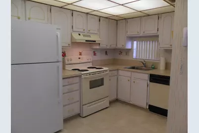 9420 S Hollybrook Lake Drive, Unit #105, Pembroke Pines, FL 33025 - Photo 4