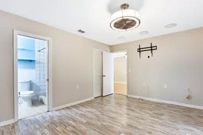 1900 S Kanner Highway, Unit #3-202, Stuart, FL 34994 - Photo 18