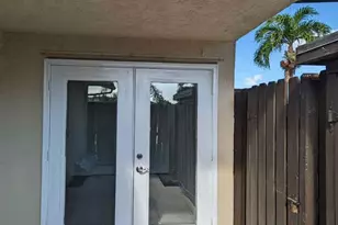 1504 Waterview Cir, Palm Springs, FL 33461 - Photo 2