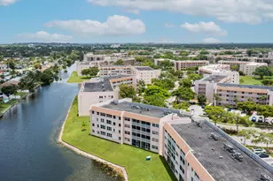 10422 NW 24th Pl, Sunrise, FL 33322 - Photo 8