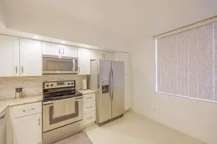 10422 NW 24th Pl, Sunrise, FL 33322 - Photo 24