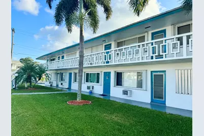 2204 Lake Osborne Drive, Unit #7, Lake Worth Beach, FL 33461 - Photo 1