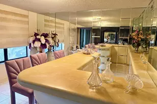 7564 Regency Lake Dr, Boca Raton, FL 33433 - Photo 8