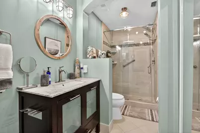 104 Liberty Court, Deerfield Beach, FL 33442 - Photo 24