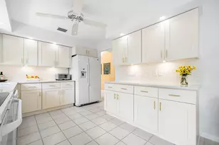 14 Brentwood Dr, Boynton Beach, FL 33436 - Photo 14