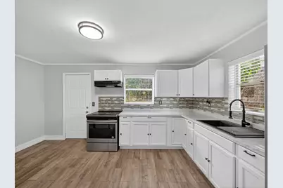 1373 W 35th Street, Riviera Beach, FL 33404 - Photo 10