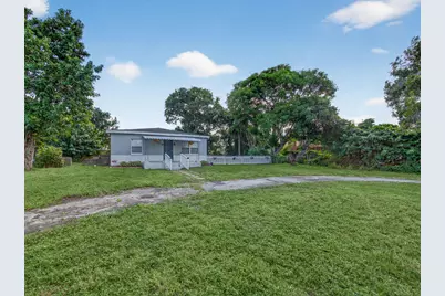 1373 W 35th Street, Riviera Beach, FL 33404 - Photo 4