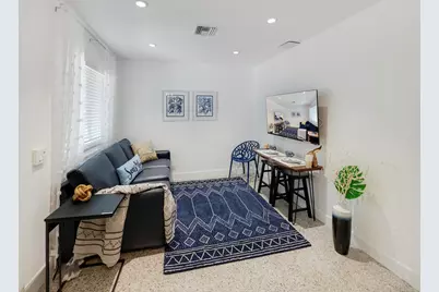 1258 Beach Road, Unit #6, Singer Island, FL 33404 - Photo 8