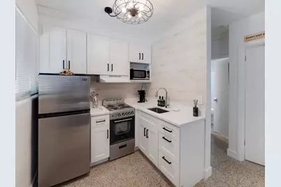 1258 Beach Road, Unit #7, Singer Island, FL 33404 - Photo 2