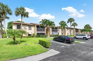 609 Sea Pine Way, Greenacres, FL 33415 - Photo 2