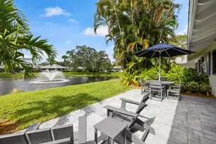 206 Club Dr, Palm Beach Gardens, FL 33418 - Photo 2