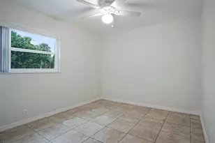 2134 NE Pelican Terrace, Jensen Beach, FL 34957 - Photo 10