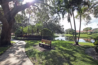 279 Kelsey Park Circle, Palm Beach Gardens, FL 33410 - Photo 40