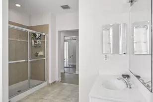 122 Via Castilla, Jupiter, FL 33458 - Photo 16