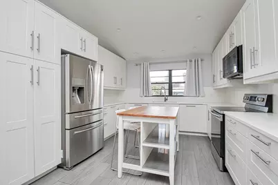 7706 Solimar Circle, Boca Raton, FL 33433 - Photo 6