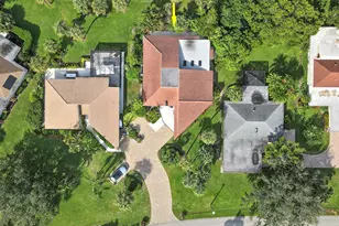 13886 Whispering Lakes Ln, Palm Beach Gardens, FL 33418 - Photo 4
