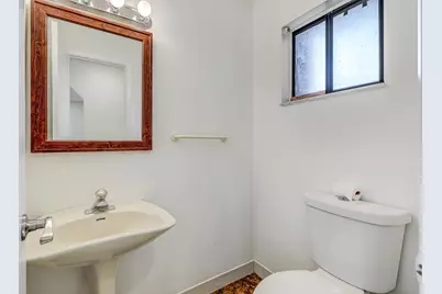 8017 NW 71st Court, Tamarac, FL 33321 - Photo 20