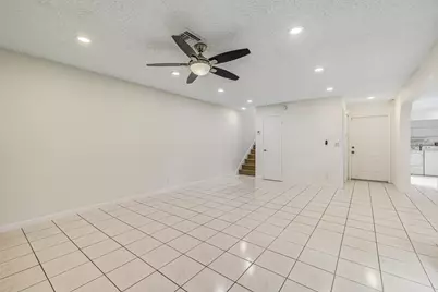 8017 NW 71st Court, Tamarac, FL 33321 - Photo 10
