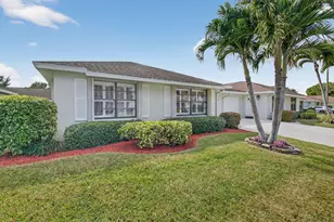 9800 Tabebuia Tree Dr, Boynton Beach, FL 33436 - Photo 2
