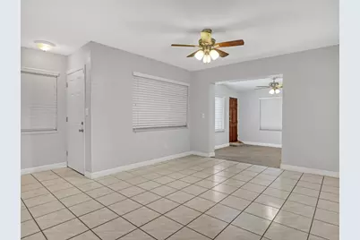 1031 NW 23rd Way, Fort Lauderdale, FL 33311 - Photo 8