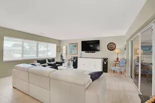 221 Orange Tree Dr, Atlantis, FL 33462 - Photo 6