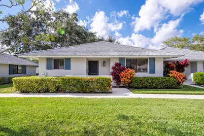130 Club Drive, Palm Beach Gardens, FL 33418 - Photo 1