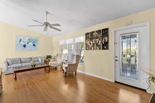 980 SE Breakwater Ave, Port Saint Lucie, FL 34983 - Photo 6