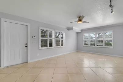 1903 Stratford Way, West Palm Beach, FL 33409 - Photo 10