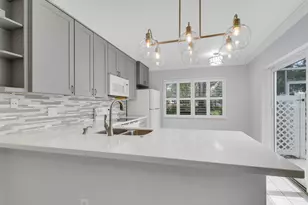 1903 Stratford Way, West Palm Beach, FL 33409 - Photo 16