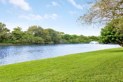 1903 Stratford Way, West Palm Beach, FL 33409 - Photo 44